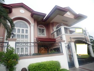 House For Sale In Malabanias, Angeles