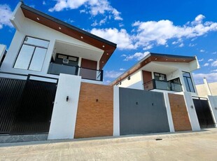 Townhouse For Sale In Pansol, Calamba
