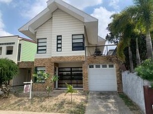 Angeles, House For Rent