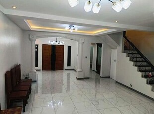 Loyola Heights, Quezon, Townhouse For Rent