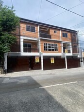 Pinyahan, Quezon, Townhouse For Sale