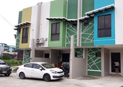 3 bedroom fully finished townhouse near QC with carpark