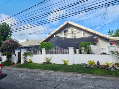 322 sqm House and Lot in BF Homes