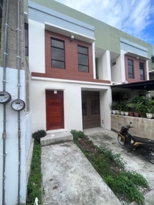 For Sale : Crescent Ville Brand New Town House Casuntingan, Mandaue City