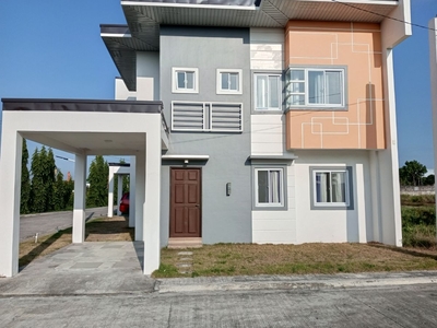 Ready For Occupancy 4 bedroom and 3T&B House For Sale in Pampanga