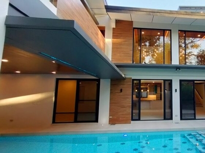 Dazzling Brand New Modern House in Ayala Alabang Village