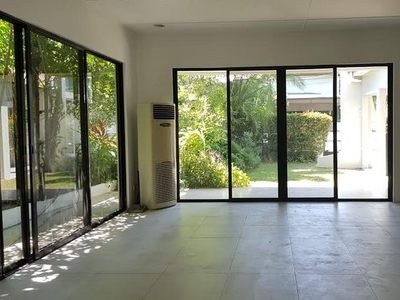 4BR House for Rent in Dasmariñas Village, Makati