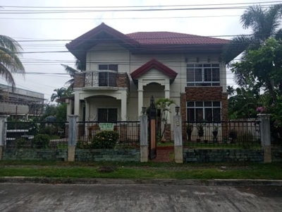 House and Lot (369 Sqm Furnished) Bacolod City