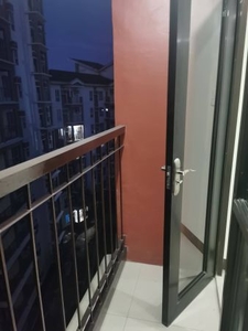 Semi-Furnished 1BR The Avenue Residences Bldg 9
