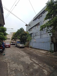 Apartment For Sale In Pinagkaisahan, Makati