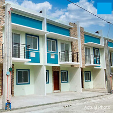 Townhouse For Sale In Viente Reales, Valenzuela