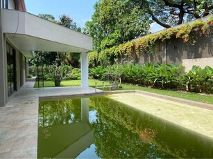 Villa For Sale In Forbes Park, Makati