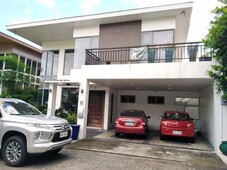 Fully Furnished Modern House for Sale in Tahanan Village Para?aque City