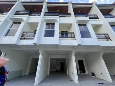 Townhouse For Sale In Botocan, Quezon City