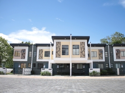Townhouse For Sale In Makinabang, Baliuag