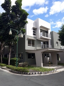 Townhouse For Sale In San Miguel, Pasig