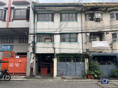 Townhouse For Sale In Tejeros, Makati