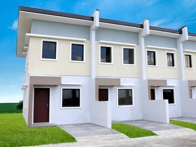Townhouse For Sale In Manibaug Paralaya, Porac