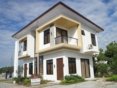 Townhouse For Sale In Santo Rosario, Mabalacat
