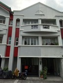 TOWNHOUSE FOR SALE IN CATHEDRAL HEIGHTS NEW MANILA FROM 13M TO 10M ONLY 144.80SQM