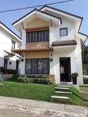 Single attached house for sale in taytay rizal