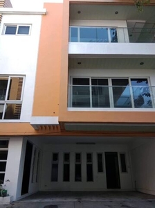 Townhouse For Rent In Tambo, Paranaque