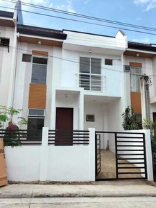 Townhouse For Rent In Tunghaan, Minglanilla
