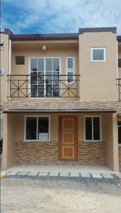 Townhouse For Sale In Sacsac, Consolacion