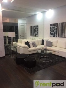 1BR Sophisticated Fully Furnished Unit at Trump Towers