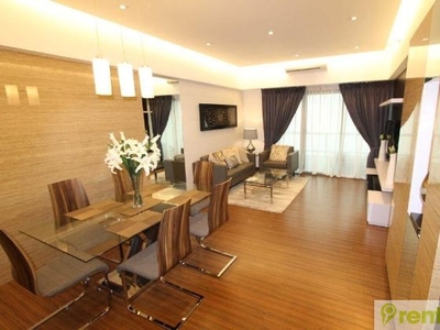 2 Bedroom Luxury Unit in Shang Salcedo Place