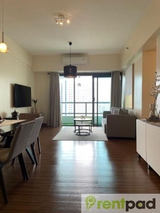 2 Bedroom Unit with Parking for Lease in Shang Salcedo Place