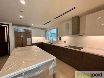 For Lease 3 Bedroom Unit in Two Roxas Triangle Makati