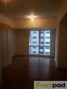 For Rent Well Maintained Studio Unit at The Lerato Makati City