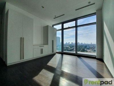 Full Option 1 Bedroom Park Avenue Suite with a Picturesque View