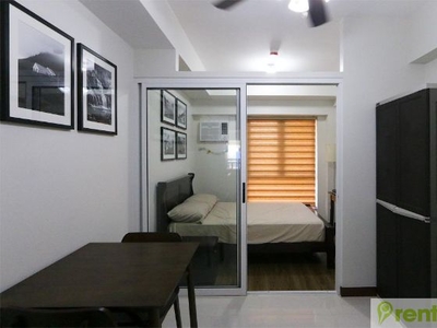 Fully Furnished 1 Bedroom Unit at Brio Tower for Rent