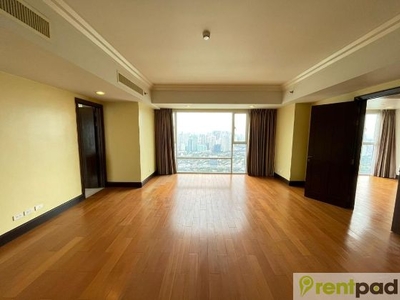Semi Furnished 4 Bedroom Unit at Discovery Primea for Rent
