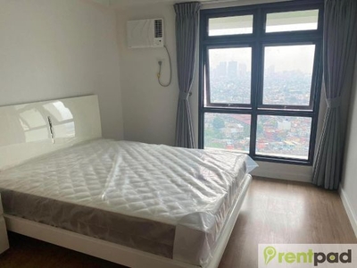 Semi Furnished Brand New 1 Bedroom Unit in Solstice Tower