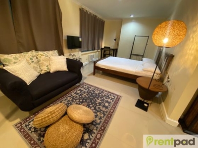 Short Term Rent for Furnished Studio Condo near Makati Med