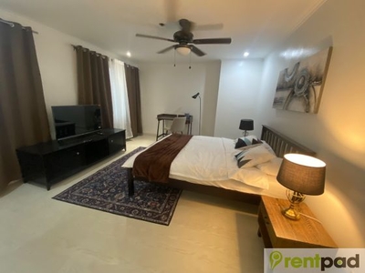 Short Term Rental 1 Bedroom Condo near Makati Med