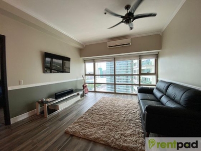 The Residences at Greenbelt Makati 1BR Unit For Rent