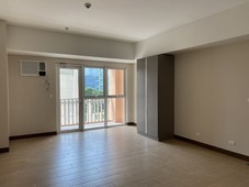 RENT TO OWN Condo for Sale Studio with balcony at St. Mark Residential at Mckinley Hill, Fort Bonifacio Taguig City