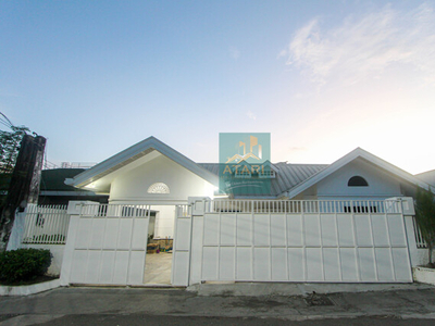 Villa For Sale In Cebu Business Park, Cebu