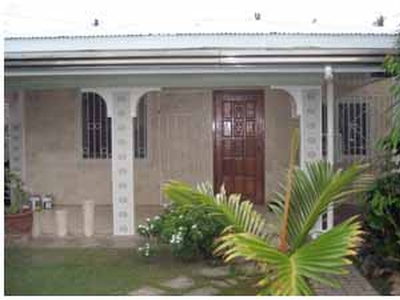 3 Houses on 1 Lot 100m to beach For Sale Philippines
