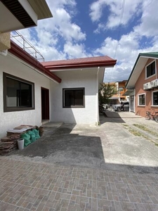 House For Sale In Manuyo Uno, Las Pinas