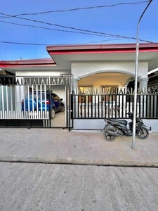 Townhouse For Sale In Barangay I, Coron