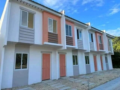 Townhouse For Sale In San Isidro, Dauis