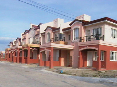 Townhouse For Sale In San Joaquin, Pasig