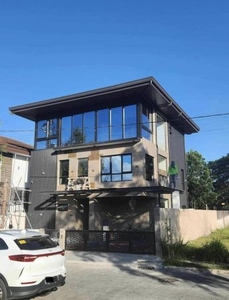 For Sale: 5 Bedroom House with 2 Carports in Brazilia Heights, Muntinlupa City