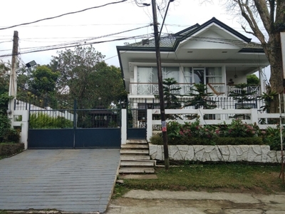 Villa For Sale In Kaybagal South, Tagaytay