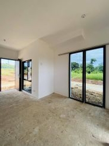 The most Beautiful Pre Selling 3 bedroom House & Lot in Valencia Bukidnon